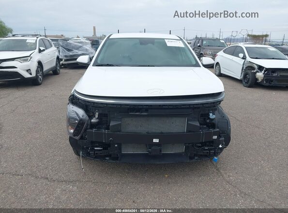 KM8HA3AB6TU406228 2026 HYUNDAI KONA White Rear interior view