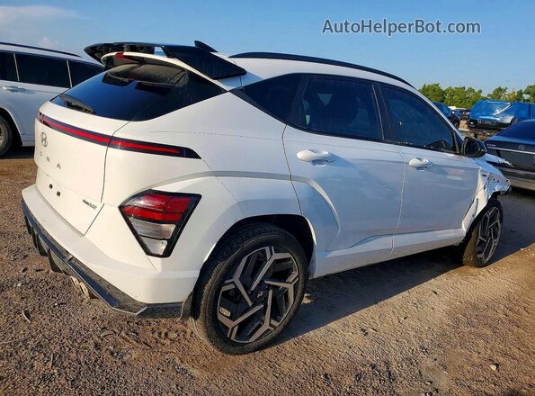 KM8HACA32RU032878 2024 HYUNDAI KONA Белый Задняя правая четверть