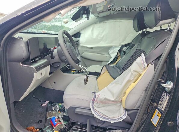 KM8HACAB2SU257136 2025 HYUNDAI KONA Black Vista interior delantera