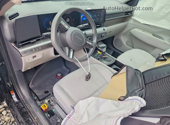 KM8HACAB2SU257136 2025 HYUNDAI KONA Black Vista del salpicadero