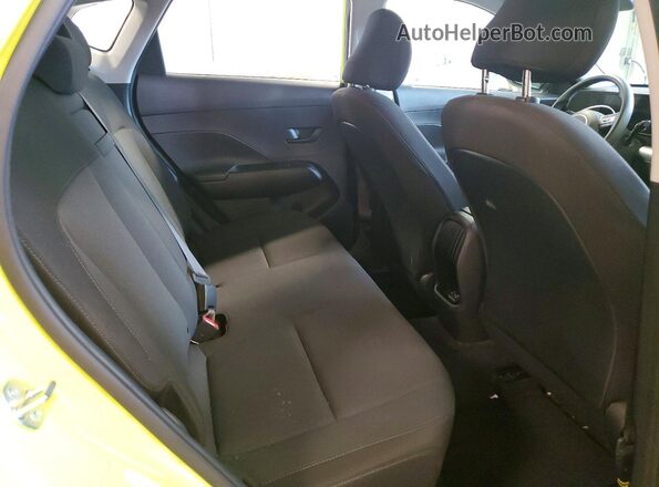 KM8HACAB7RU049957 2024 HYUNDAI KONA Green Rear interior view