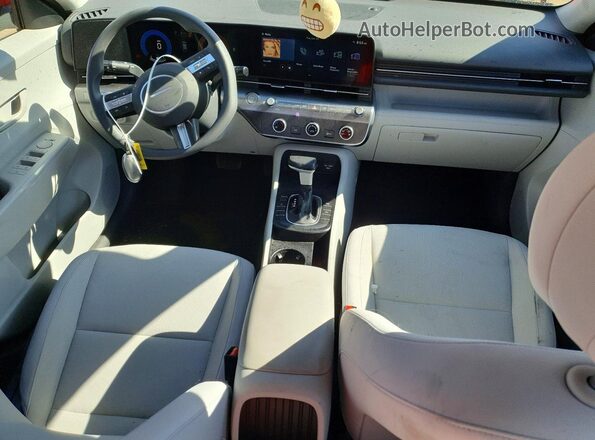KM8HACAB9RU102013 2024 HYUNDAI KONA Оранжевый Вид панели приборов