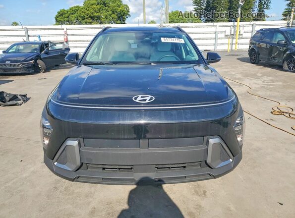 KM8HB3AB1SU336293 2025 HYUNDAI KONA Черный Вид спереди