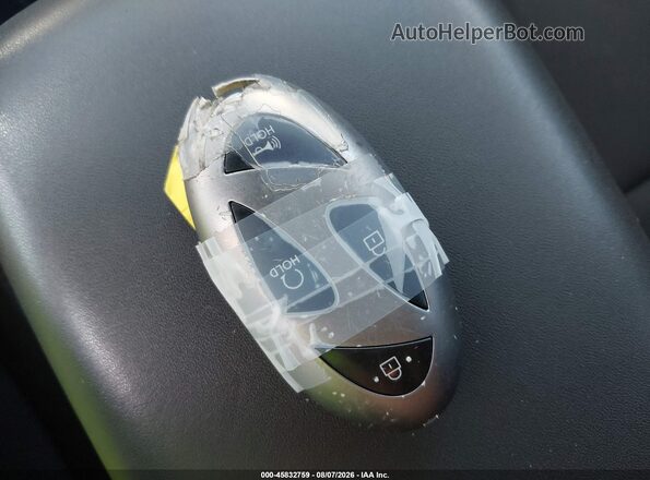 KM8HB3AB2SU205275 2025 HYUNDAI KONA Green Vista del salpicadero