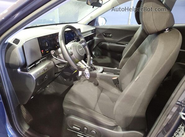 KM8HB3AB2SU334598 2025 HYUNDAI KONA Blue Widok naklejki z numerem VIN