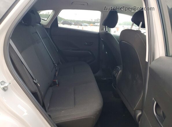 KM8HB3AB4RU143436 2024 HYUNDAI KONA Gray Вид задньої частини салону