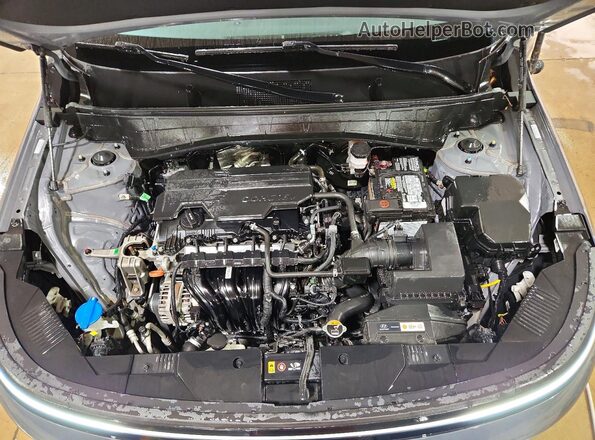 KM8HB3AB6RU146127 2024 HYUNDAI KONA Gray Widok komory silnika