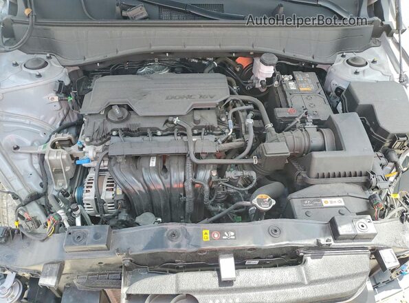 KM8HB3AB8SU199739 2025 HYUNDAI KONA Gray Rear interior view