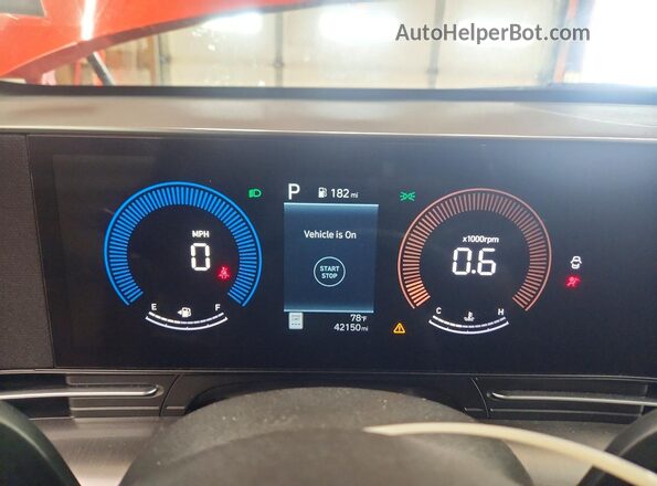 KM8HB3AB9RU183303 2024 HYUNDAI KONA Red Vista del cuadro de instrumentos
