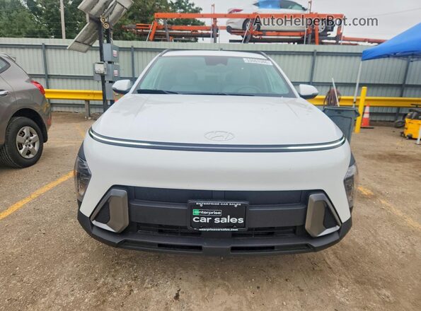 KM8HB3ABXSU199239 2025 HYUNDAI KONA White Вид спереду