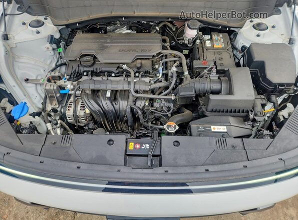 KM8HB3ABXSU199239 2025 HYUNDAI KONA White Вид задньої частини салону