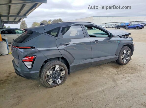 KM8HB3ABXSU269922 2025 HYUNDAI KONA Gray უკანა მარჯვენა