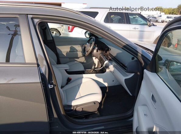 KM8HBCAB1SU258159 2025 HYUNDAI KONA Gray Вид салону спереду