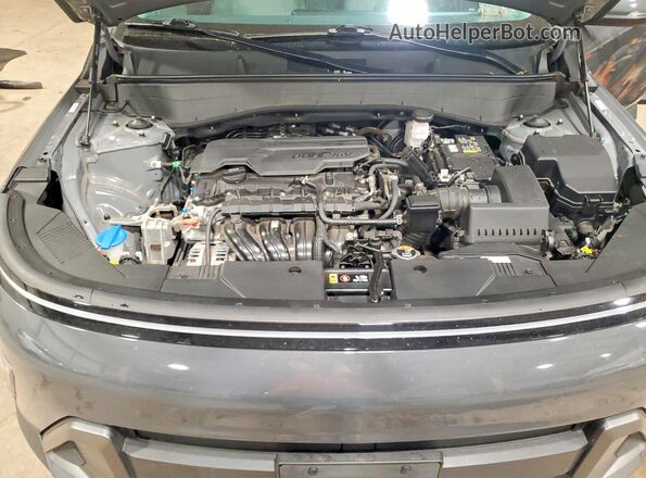 KM8HBCAB2RU040421 2024 HYUNDAI KONA Gray Vista del compartimento del motor