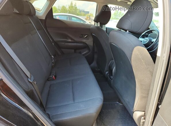 KM8HBCAB4RU064851 2024 HYUNDAI KONA Black Widok wnętrza z tyłu