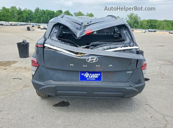 KM8HBCABXRU074106 2024 HYUNDAI KONA Gray Rear view