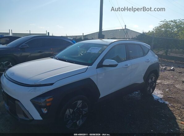 KM8HCCAB3RU054521 2024 HYUNDAI KONA White Vista tres cuartos delantera izquierda