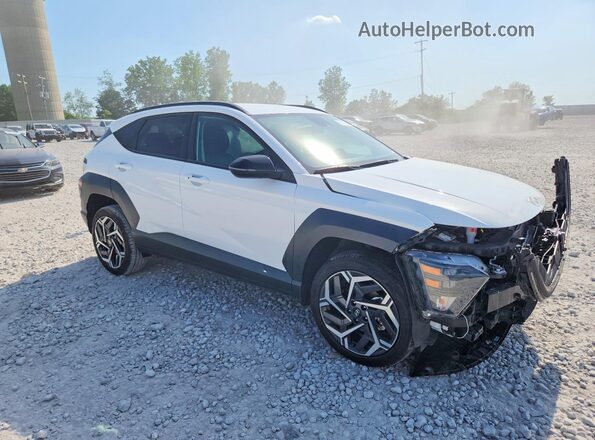 KM8HDCA3XTU372715 2026 HYUNDAI KONA Белый Передняя правая четверть
