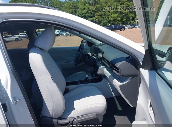 KM8HF3AB3TU360648 2026 HYUNDAI KONA White Вид салону спереду