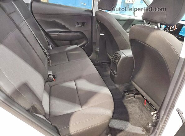 KM8HF3AB5TU437861 2026 HYUNDAI KONA Белый Вид задней части салона