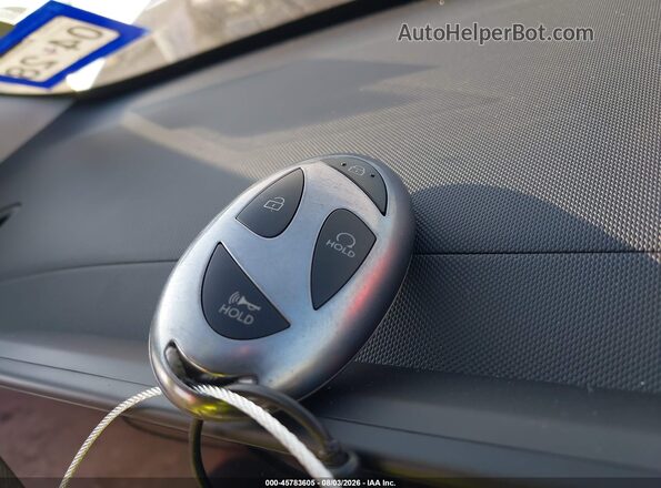 KM8HF3AB6TU468584 2026 HYUNDAI KONA White Vista del salpicadero