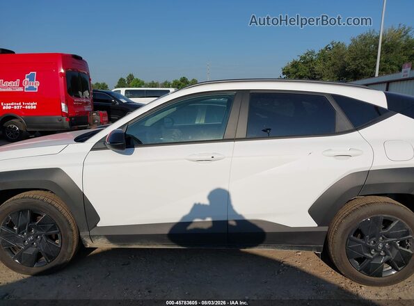 KM8HF3AB6TU468584 2026 HYUNDAI KONA White Vista interior de 360 grados