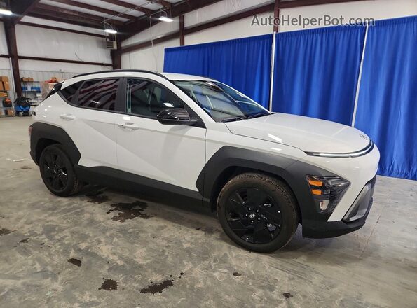 KM8HF3AB7TU401685 2026 HYUNDAI KONA White Delantero derecho