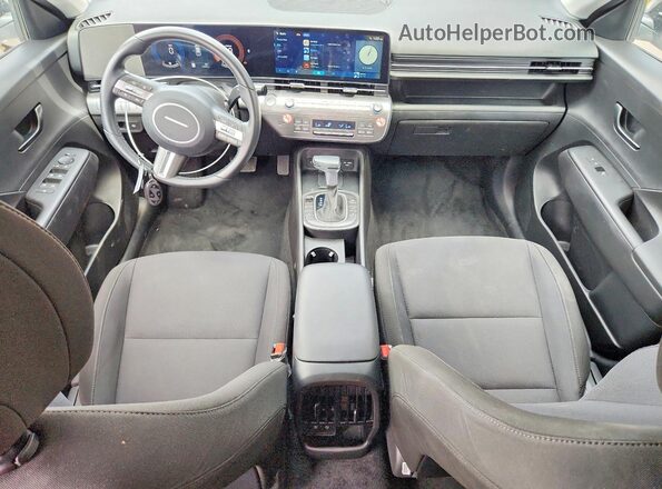 KM8HF3AB8TU423713 2026 HYUNDAI KONA White წინა პანელის ხედი