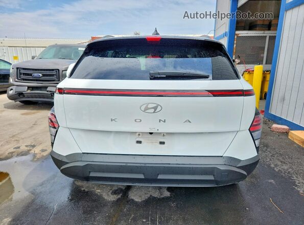 KM8HF3AB8TU423713 2026 HYUNDAI KONA White უკანა ხედი