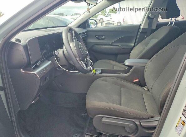 KM8HFCAB3TU348046 2026 HYUNDAI KONA Green Front interior view