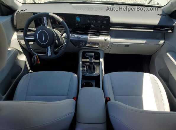 KM8HFCAB8TU403137 2026 HYUNDAI KONA Silver Вид панелі приладів
