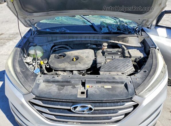 KM8J23A43JU802453 2018 HYUNDAI TUCSON Серебряный Вид задней части салона