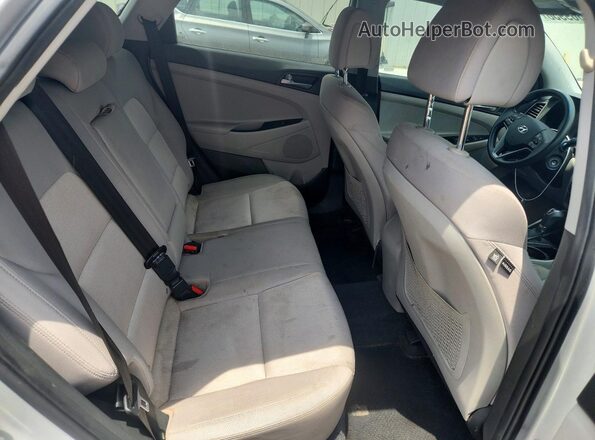 KM8J23A44HU521207 2017 HYUNDAI TUCSON Серебряный Вид задних сидений