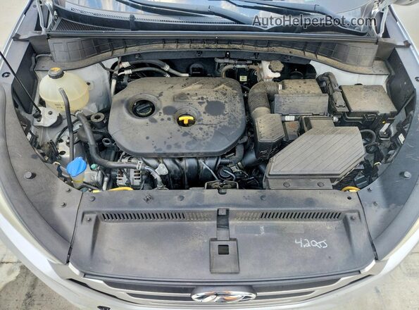 KM8J23A44HU521207 2017 HYUNDAI TUCSON Серебряный Вид задней части салона
