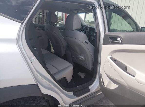 KM8J23A44JU656175 2018 HYUNDAI TUCSON Серебряный Вид наклейки с VIN-кодом