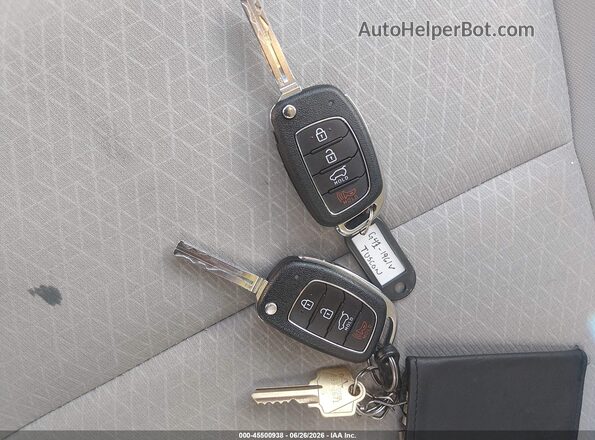 KM8J23A44JU656175 2018 HYUNDAI TUCSON Серебряный Вид панели приборов