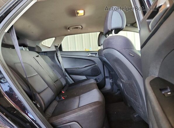 KM8J23A44JU752789 2018 HYUNDAI TUCSON Black Вид задньої частини салону