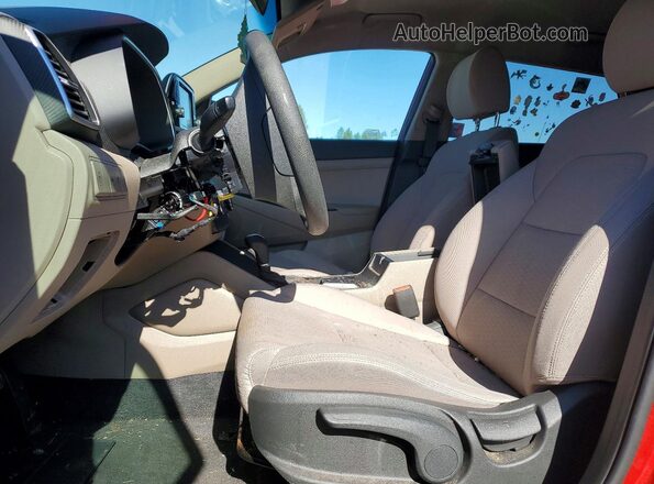 KM8J23A47MU403839 2021 HYUNDAI TUCSON Red Front interior view