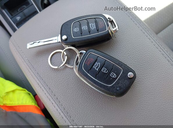 KM8J2CA40JU680957 2018 HYUNDAI TUCSON Gray Vista del salpicadero