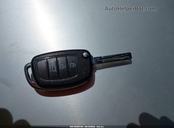 KM8J2CA41JU664640 2018 HYUNDAI TUCSON White Dashboard view