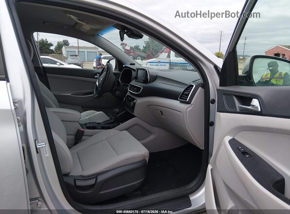 KM8J2CA43KU998380 2019 HYUNDAI TUCSON Silver Front interior view