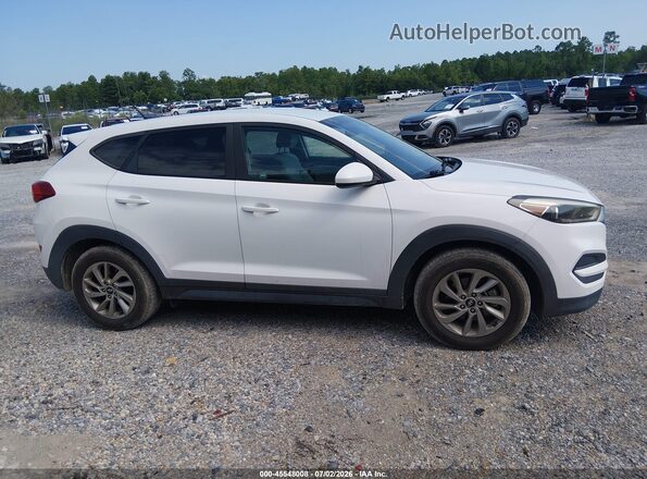 KM8J2CA44JU701468 2018 HYUNDAI TUCSON White Вид задньої частини салону