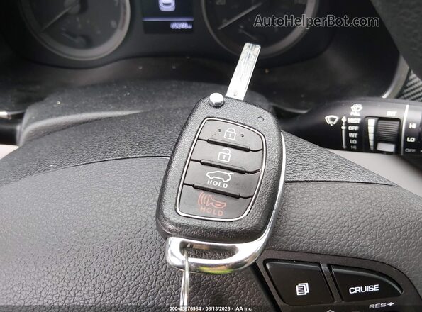 KM8J2CA45KU997182 2019 HYUNDAI TUCSON Silver წინა პანელის ხედი