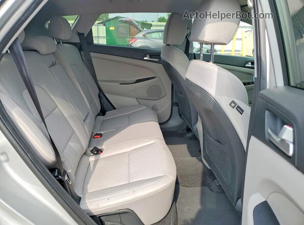 KM8J2CA45LU242437 2020 HYUNDAI TUCSON Silver უკანა სალონის ხედი