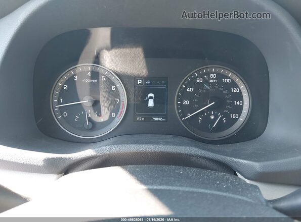 KM8J2CA47JU656459 2018 HYUNDAI TUCSON Gray Widok tylnych siedzeń