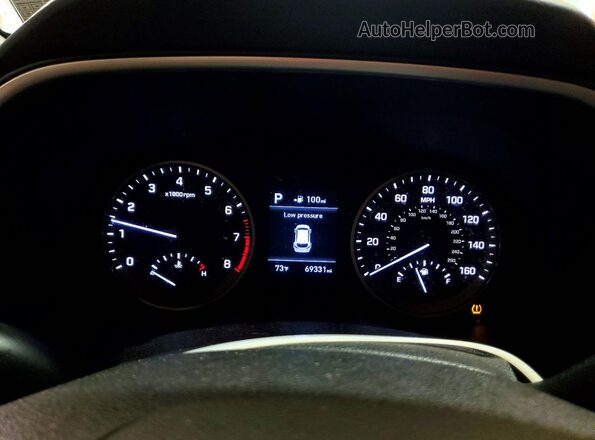 KM8J2CA47MU367344 2021 HYUNDAI TUCSON Белый Вид щитка приборов