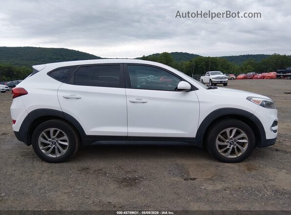 KM8J2CA48JU684271 2018 HYUNDAI TUCSON White Vista interior trasera
