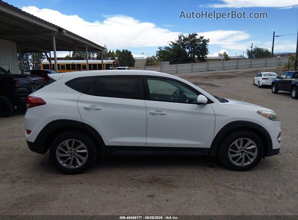 KM8J2CA4XJU655712 2018 HYUNDAI TUCSON White უკანა სალონის ხედი