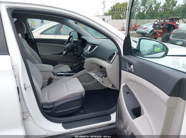 KM8J2CA4XJU701443 2018 HYUNDAI TUCSON White Սալոնի դիմացի տեսք