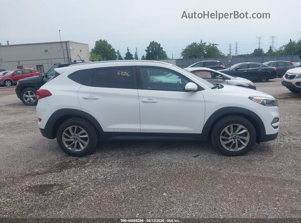 KM8J33A20GU153988 2016 HYUNDAI TUCSON Белый Вид задней части салона